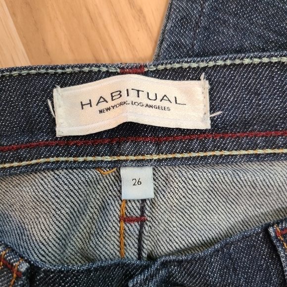 Habitual Bootcut Jeans - 26 x 30 - Picture 11 of 13